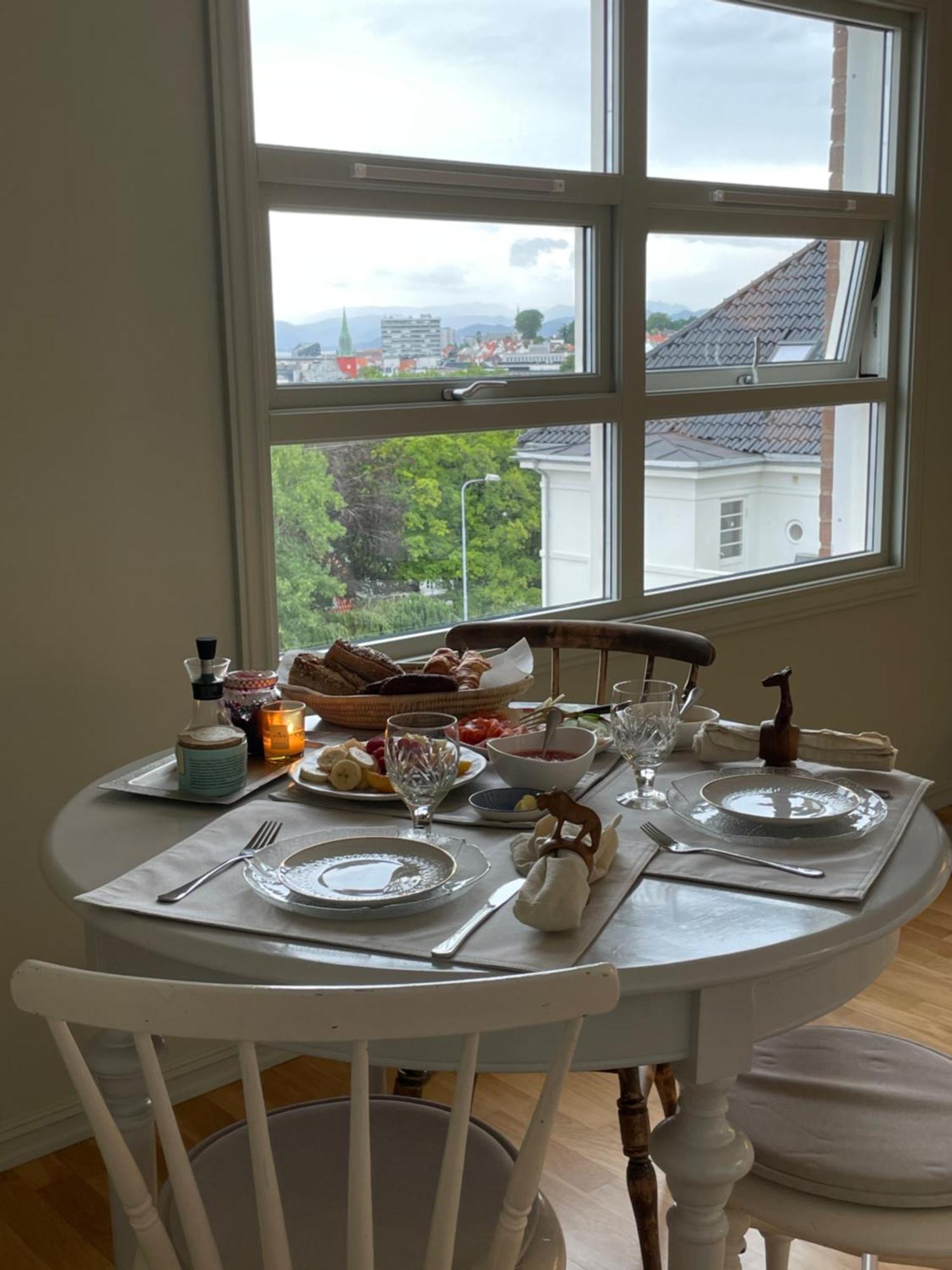 Amazing Views In The Center Apartment